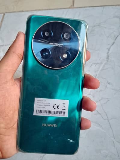 hewaei Novo 12i.   12/256 gb ram /rom