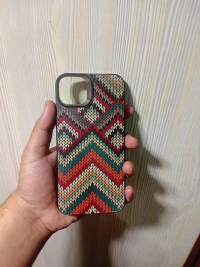 iphone 14 plus covers mildly used 5 pieces