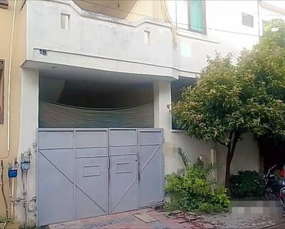 Johar Town Phase 2 - Block H2 House Sized 5 Marla Is Available