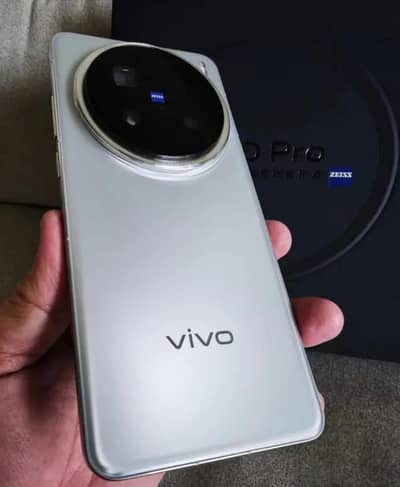 Vivo x200 Pro 16/512 GB brand new urgent sale WhatsApp =0325=2881662