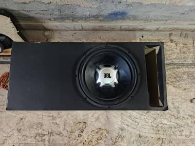 Car Speakers Woofer And Amplifier