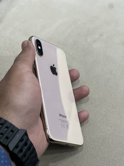Iphone xs gold colour pta 256gb