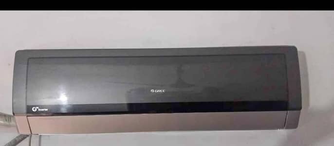 GREE G10 1.5 TON DC INVERTER HEAT AND COOL  CONTACT 0322/41/43/450
