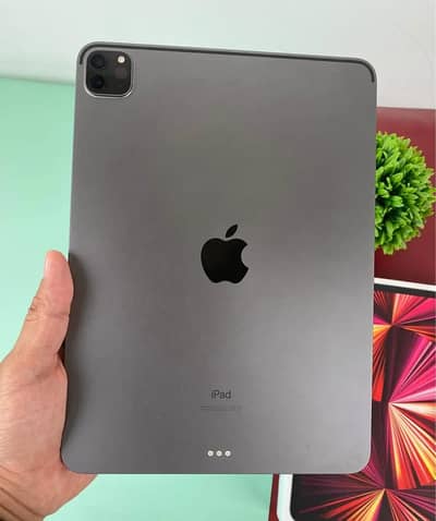 iPad pro m1 chip 3rd generation 128gb 11 inches I pad