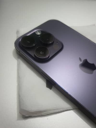 iPhone 14 Pro 128GB J. V in good price