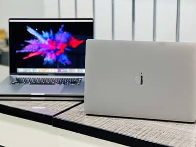 MacBook PRO 2019 15" | Core I9 | 32 GB 512 Gb 04 GB GPU A1990
