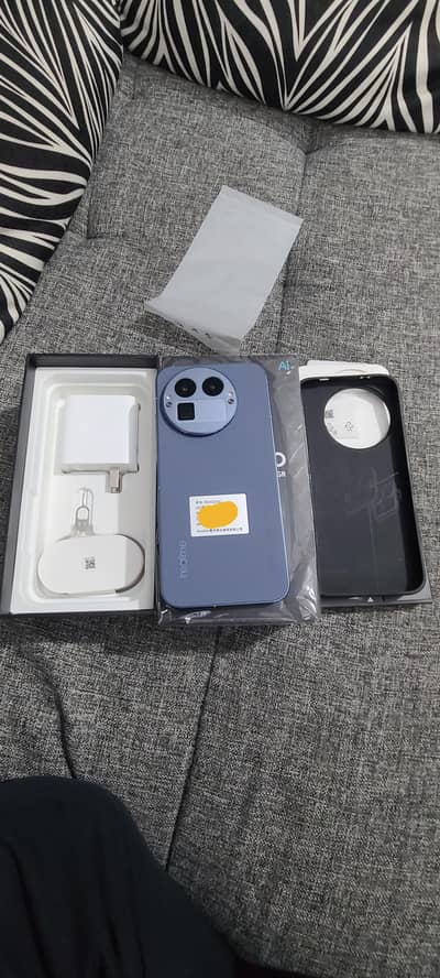 realme gt 8 pro 12/512 low pta tax 10/10