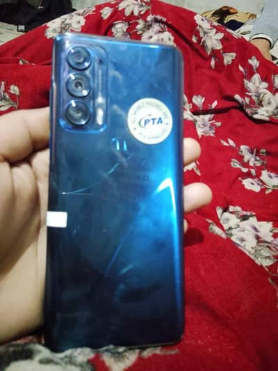 Motorola edge 2021 gaming and camera lover