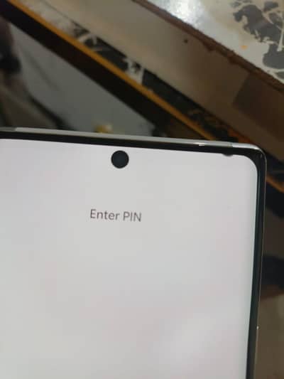 Google pixel 6 pro 128gb screen pr dhot he chota sa