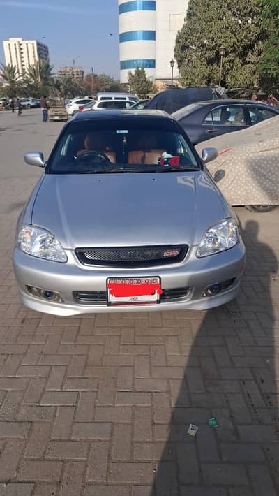 Honda Civic Full option Ug