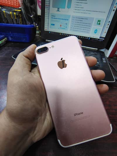 Apple Iphone 7 Plus Water Pack 128 GB Pta Approved