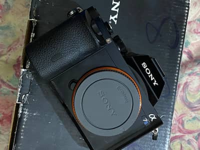 sony a7s full frame with box home use condition 10/10