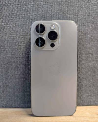 15 PRO NON PTA FU 256 GB 88 HEALTH