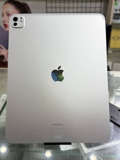 ipad 13 inch (m4)