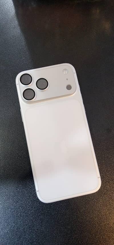 I phone 17 pro max 03105663024