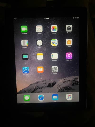 Apple iPad 10/10 CONDITION