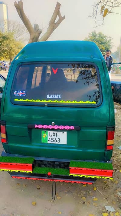 Suzuki Bolan Lahore nomber