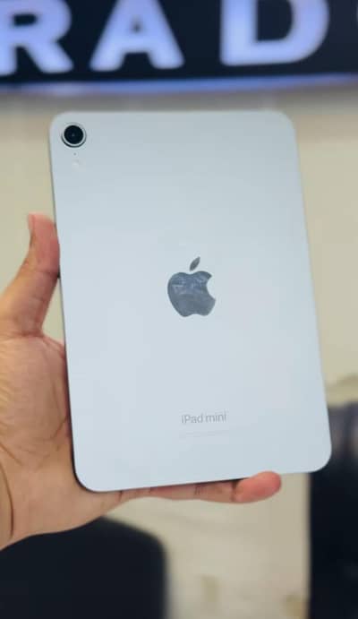 iPad mini 7 /A17 Pro  full box Whatsapp no 03222352063