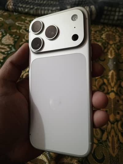 Iphone 17 Pro 256 GB Silver Color Non PTA (JV)