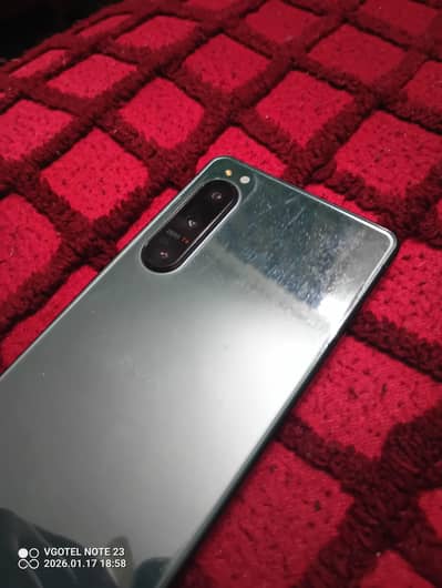 SONY XPERIA 5 MARK 4  ( 8 gen1 processor)