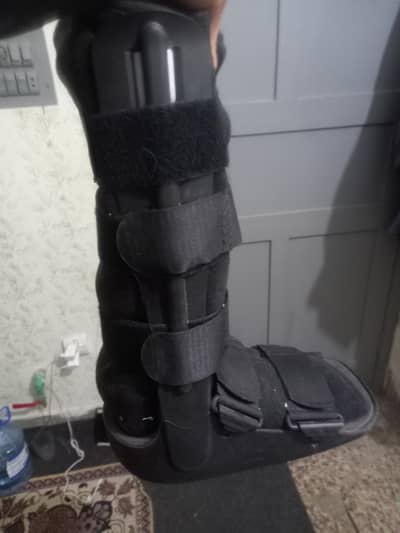 medical sale boot fracture boot . medium size ankle support boot