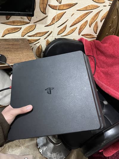 PS4 slim