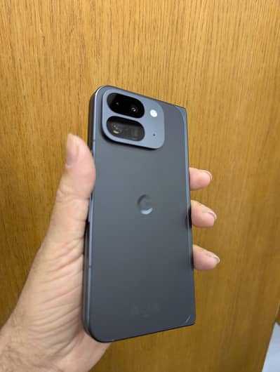 pixel 9 pro fold 16GB 512GB iner LCD damage 10.10 condition and aprov