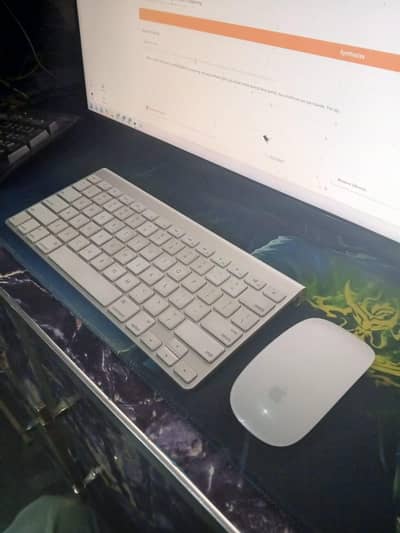 Apple Wireless Keyboard + Magic Mouse – Original – Excellent Condition