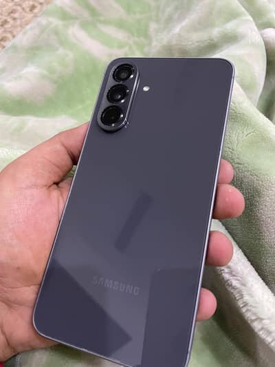 Samsung A56 12/256 GB