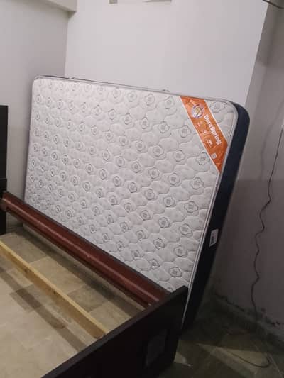 durafoam mattress queen bed