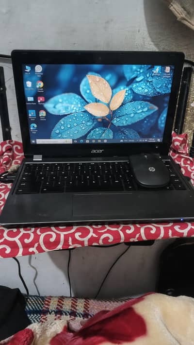 Acer C740 Chrome book /window variant