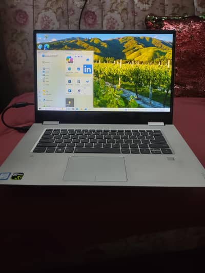 Lenovo Yoga Y720