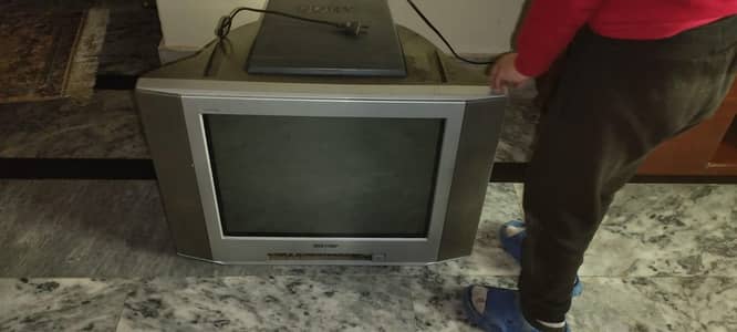 Sony trinitron tv  best condition