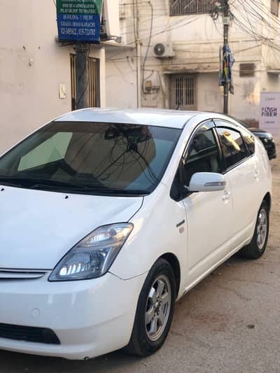 Sale Prius 1.5 2011