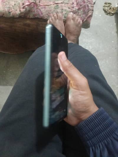 infinite hot 40 Pro  . . . . . . . . . .