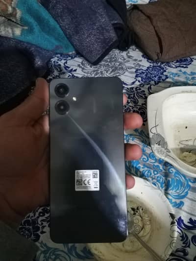 Samsung A06 4/64 scratch  less pta approve with box condition 10 by 10