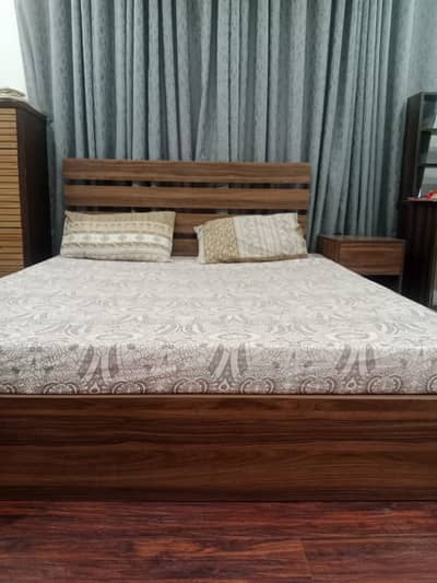 King Size Wooden Bed with Mattress & Side Table – Solid & Elegant