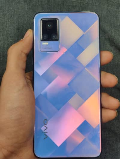 Vivo V21e 8+128 box and 33watt Charger  display finger