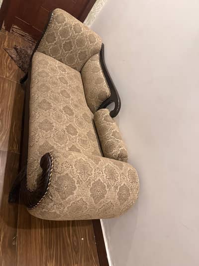  Wooden Dewan / Chaise Lounge Sofa – Elegant & Solid