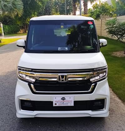 Honda N Box Custom 2023