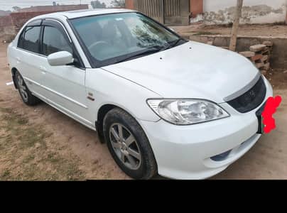 Honda Civic 2005 White with Sunroof