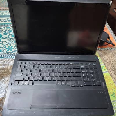 Sony Vaio 17" Intel Pentium 8Gb/512Gb ~ Defective Power supply