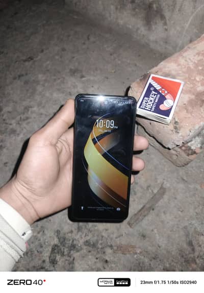 Infinix Smart 8 lush conditions