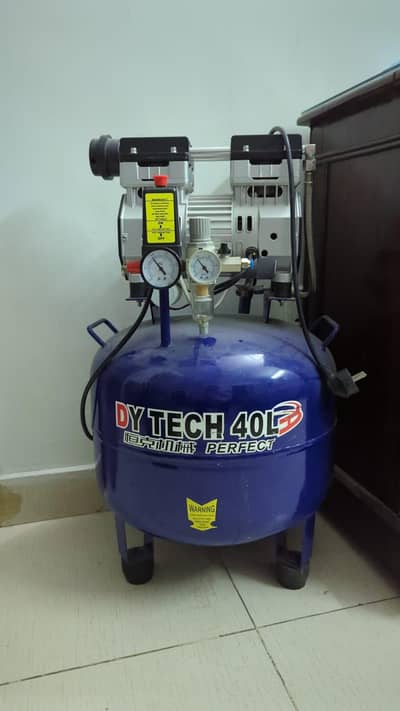 Dental Compressor Oil free