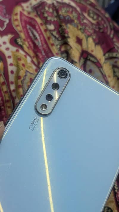 Vivo S1