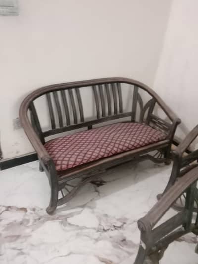 2nd handed sofas only just years used good condition