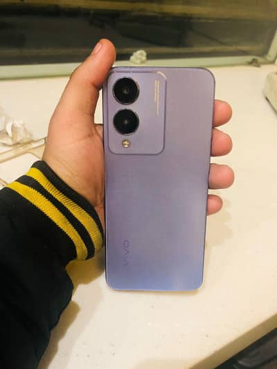 vivo Y17 s 6+6 /128 gb urgent for sale