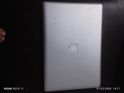 Apple MacBook pro Core i7 8GB Ram 512GB ssd