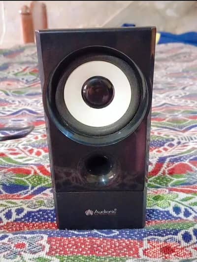 I want to sale my Audionic speaker