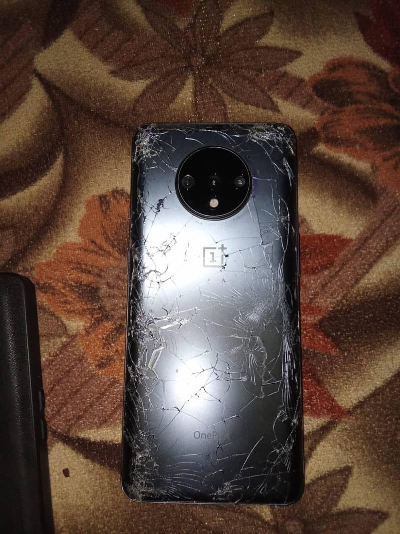 OnePlus 7t 1